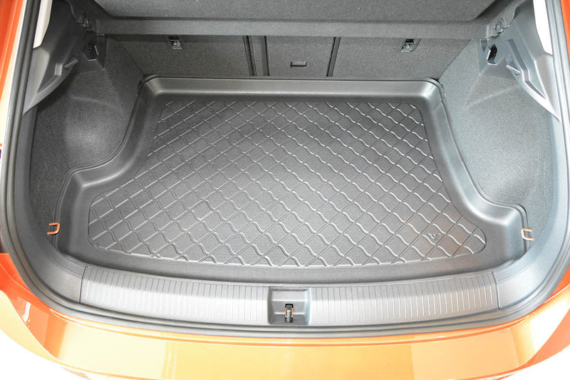 Стелка за багажник Aristar за Volkswagen T-Roc (12.2017+) SUV, 5 врати, горно положение – подвижен под в най-високо положение