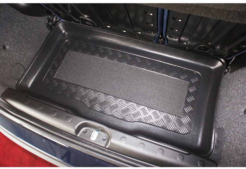 Стелка за багажник Aristar за Fiat Panda III (03.2012 – 02.2020) Подходяща и за хибридна версия