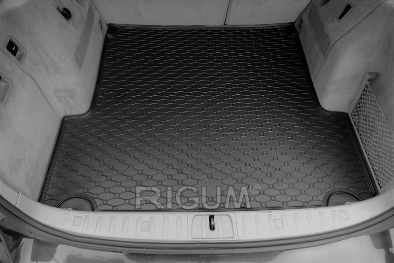 Гумена стелка за багажник Rigum за BMW серия 3 E91 комби (2005-2012)