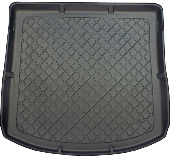 Стелка за багажник Aristar за Volkswagen Touran I (1T) Facelift ван 5 врати, 7 места – 3-ти ред седалки сгънат (2010–2015)