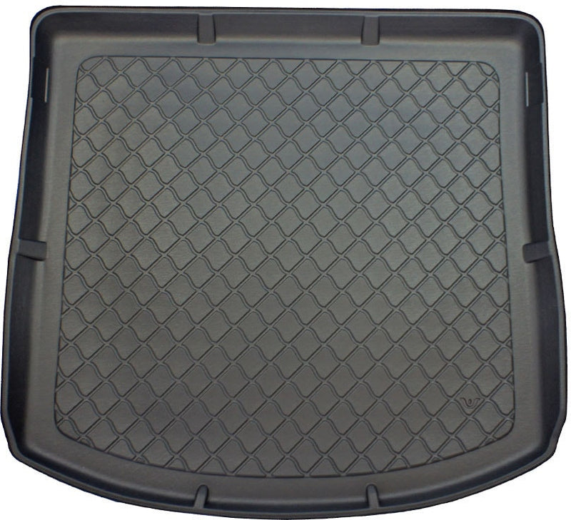 Стелка за багажник Aristar за Volkswagen Touran I (1T) Facelift ван 5 врати, 7 места – 3-ти ред седалки сгънат (2010–2015)