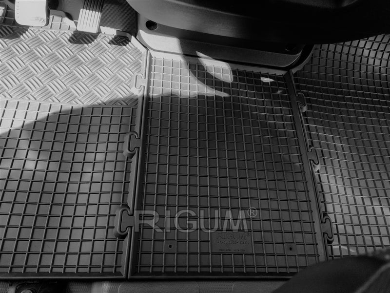 Гумени стелки Rigum за Peugeot Boxer (2006–2014), 3 части, черни