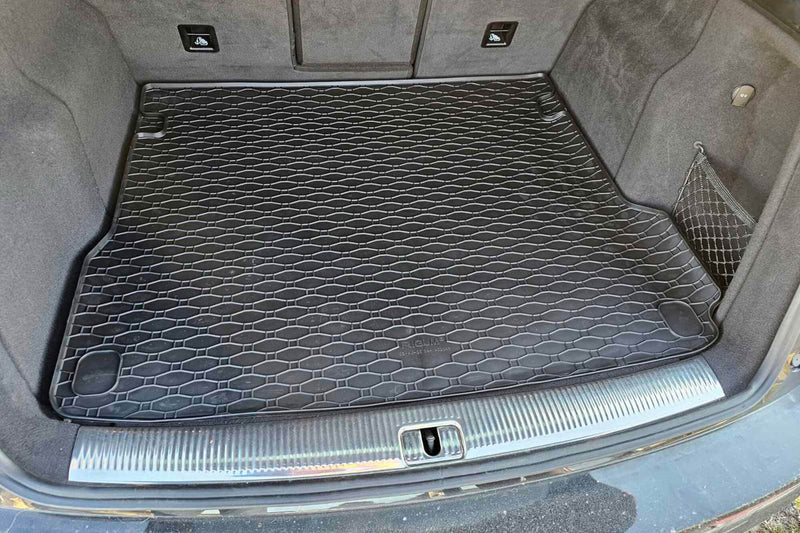 Гумена стелка Rigum за багажник За Audi Q5 (2008–2017)