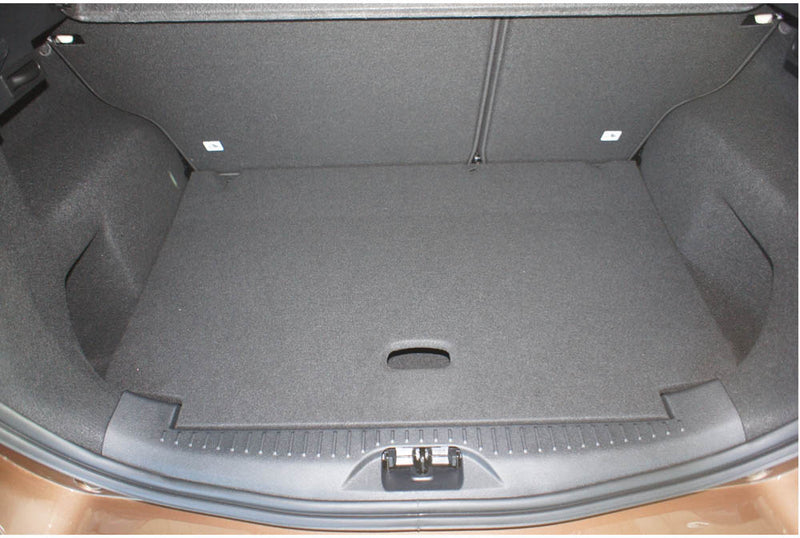 Стелка за багажник ARISTAR Guardliner за Ford B-Max VAN (2012 – 2017) двоен под в горно положение на багажника