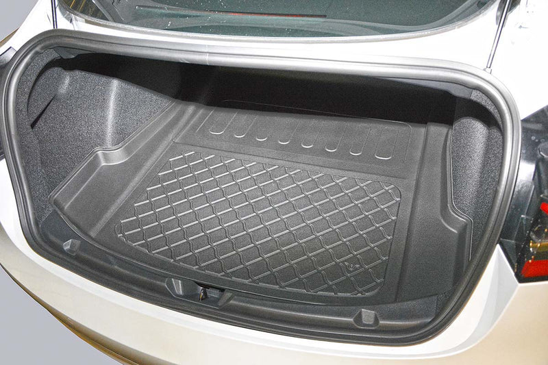 Стелка за багажник Aristar за Tesla Model 3 (07.2017+), седан (4 врати) заден багажник