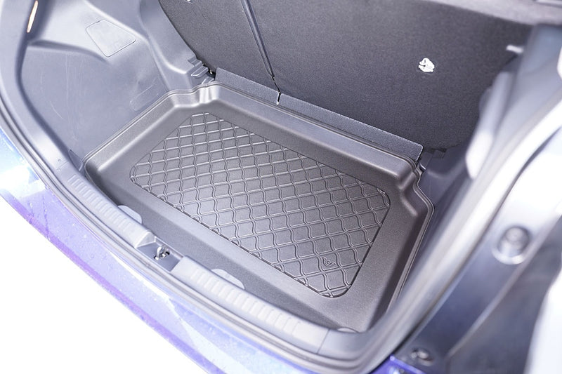 Стелка за багажник Aristar за Toyota Yaris IV Hybrid XP210 (от 09.2020), хечбек (5 врати), багажник в долно положение без двоен под