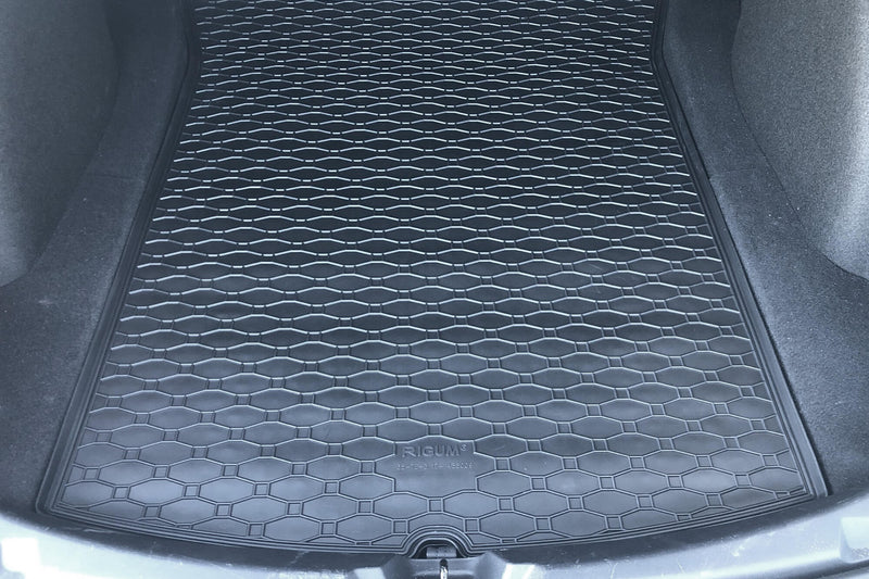 Гумена стелка за багажник Rigum за Tesla Model 3 (2017+)