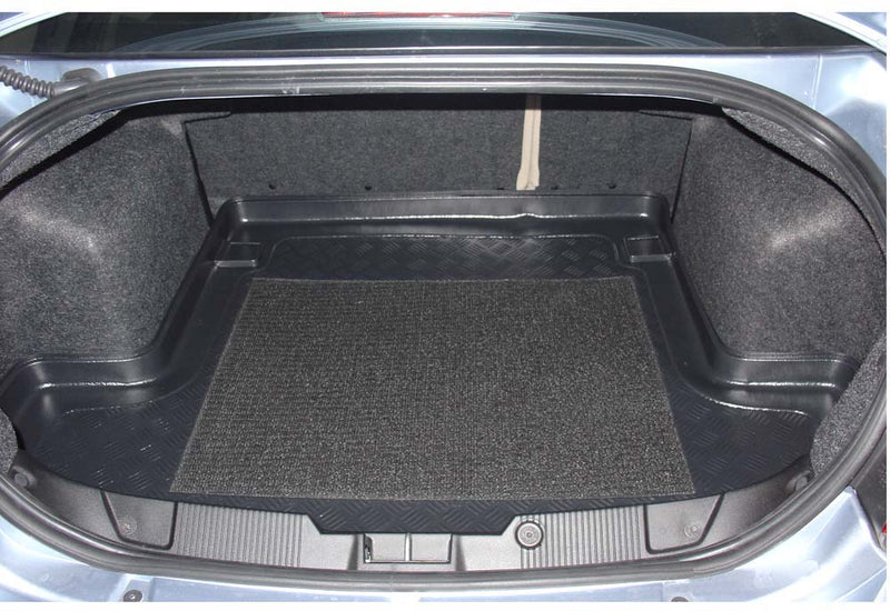 Стелка за багажник Aristar за Fiat Linea Sedan (06.2007–11.2018)