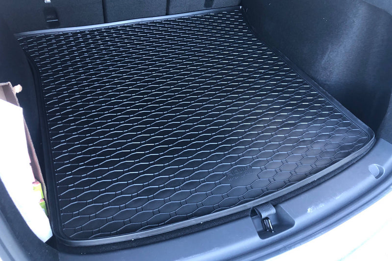 Гумена стелка за багажник Rigum за Tesla Model Y (2021+)