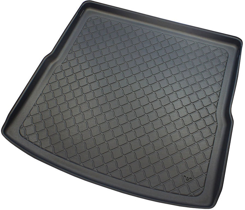 Стелка за багажник ARISTAR за VW Golf V Variant (1K) (06.2007 – 2009), Комби (5 врати), с равен товарен под