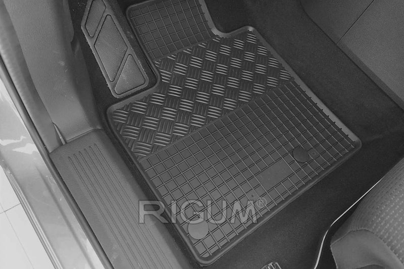 Гумени стелки Rigum за Nissan Qashqai (2022+), 4 части, черни