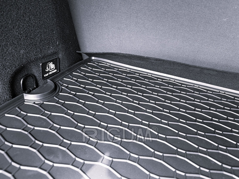 Гумена стелка за багажник Rigum за Dacia Duster 4x4 (2010-2018), Duster 4x2 LPG/4x4 (2018-2024)
