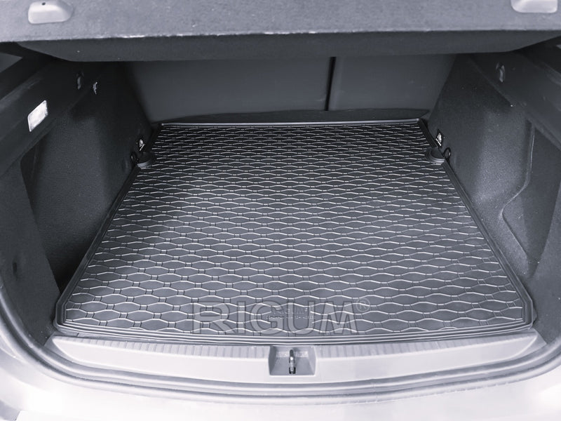 Гумена стелка за багажник Rigum за Dacia Duster 4x4 (2010-2018), Duster 4x2 LPG/4x4 (2018-2024)