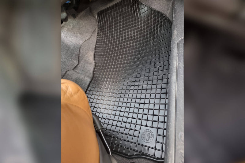 Ταπέτα από καουτσούκ Frogum για Opel Astra J (2009-2015)