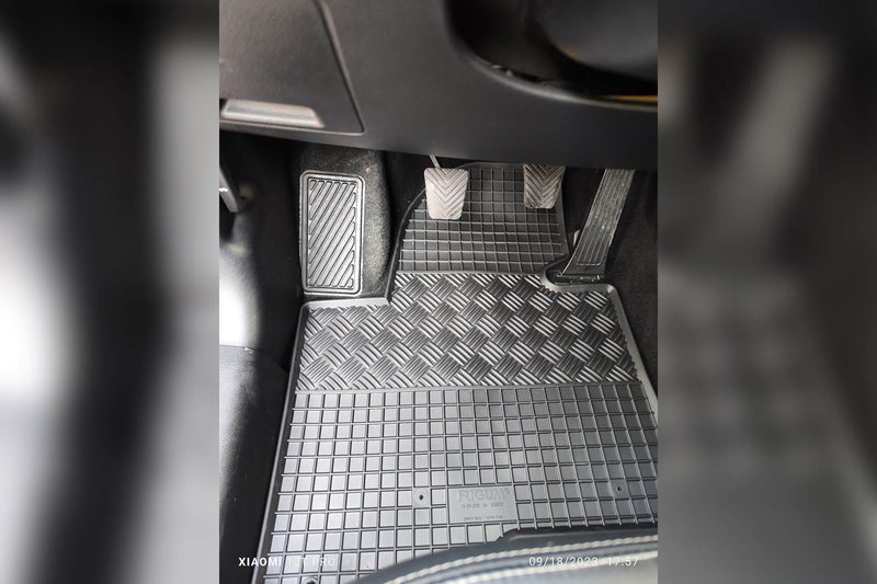 Χαλάκια από καουτσούκ Rigum για Hyundai iX35 (2009-2015)