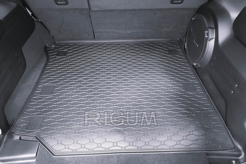Гумена стелка за багажник Rigum за JEEP Wrangler 5-door (2006–2019) / (2019+)