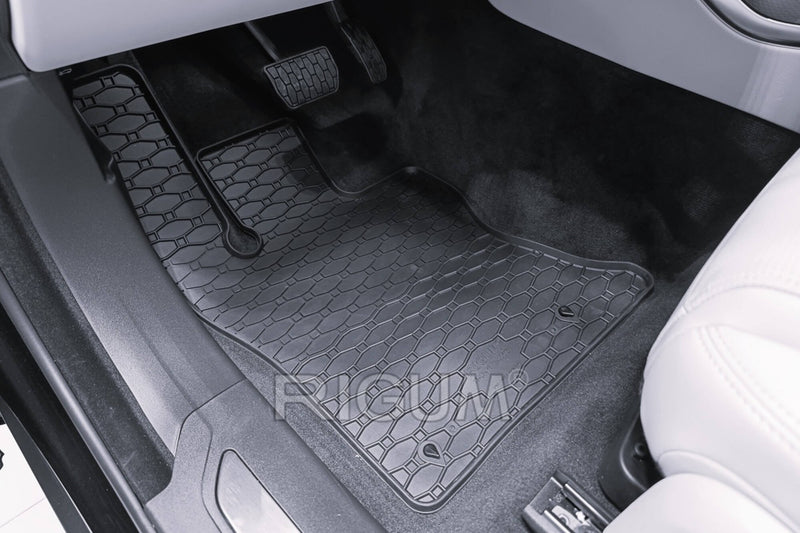 Ταπέτα από καουτσούκ Rigum για VW Polo (2001-2006)