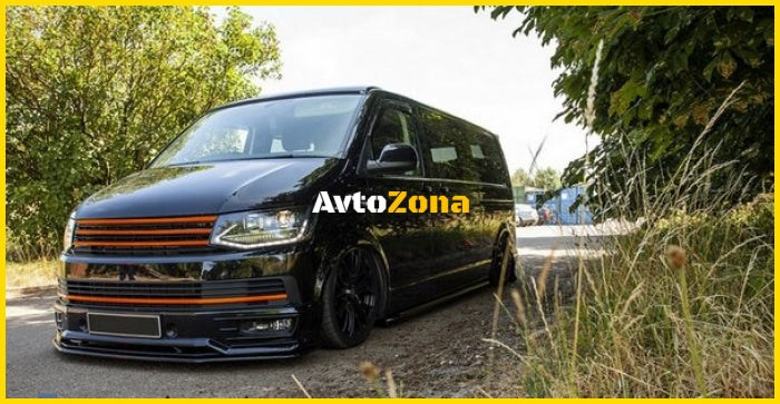 Решетка без емблема за VW T6 Bus Transporter (2015-2019) с червени ивици - Avtozona